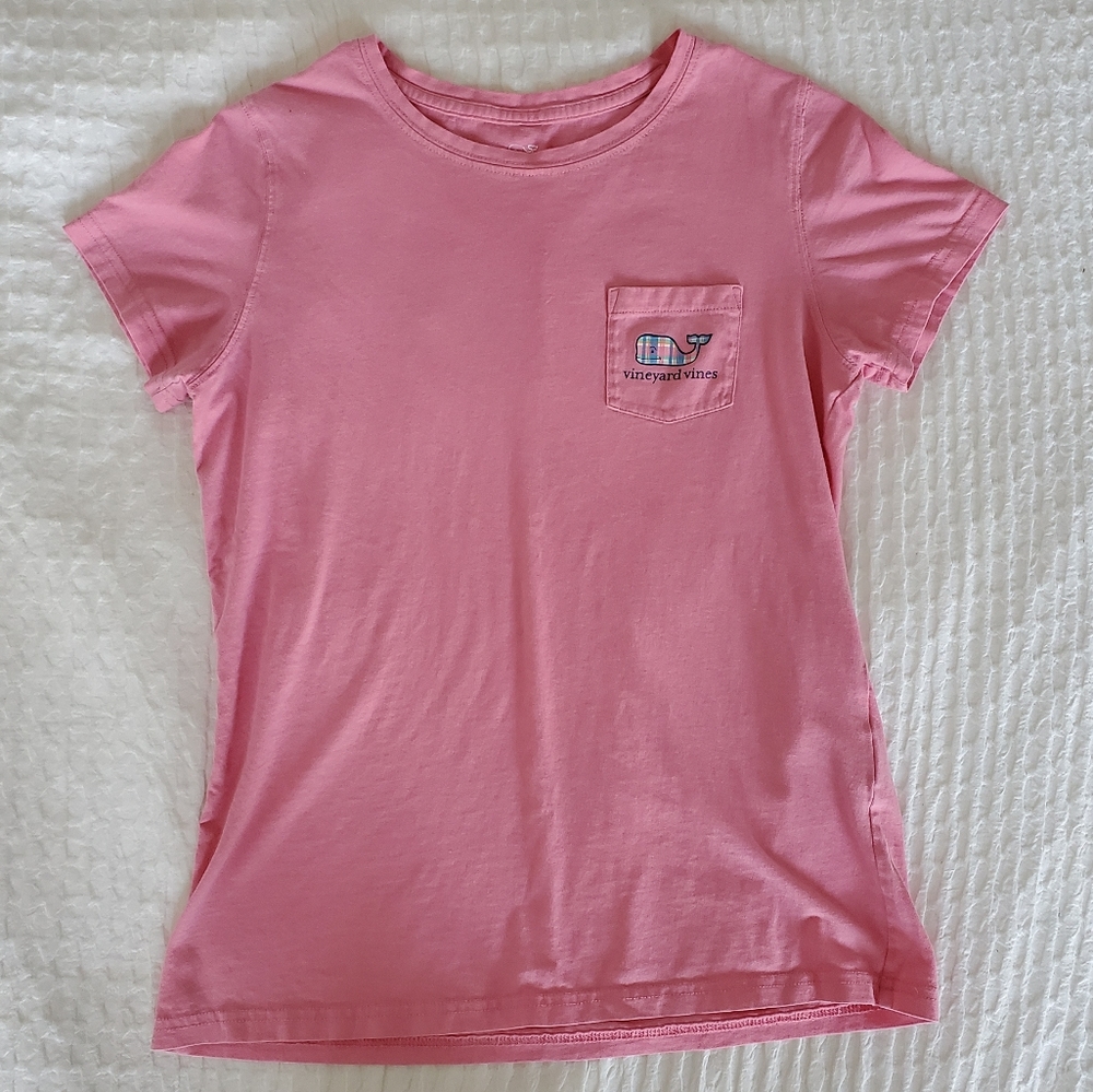 3/$20 | pink vineyard vines shirt